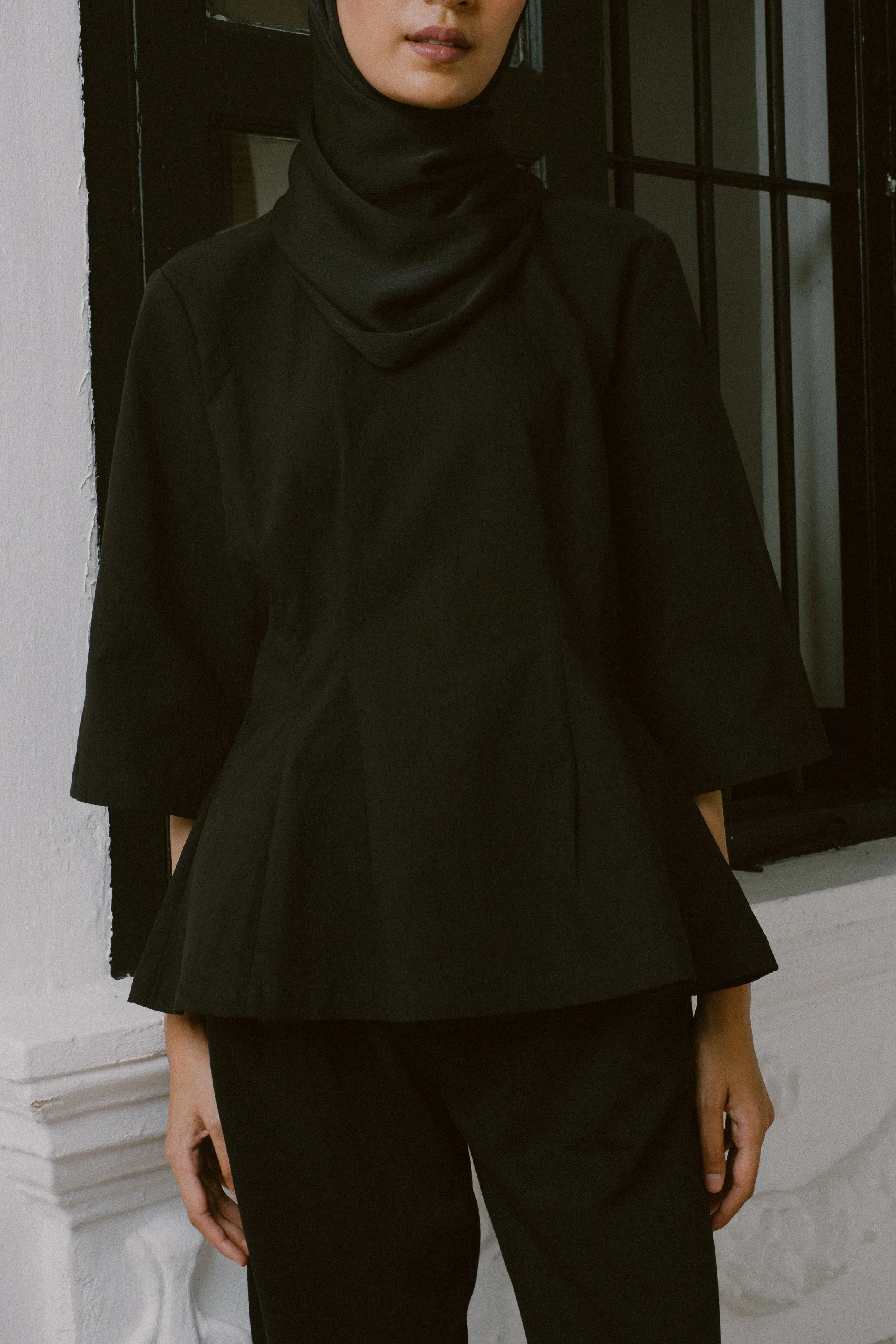 Canvas Waisted Top in Black